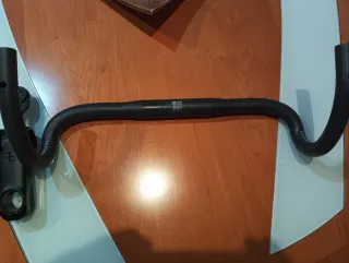 Manillar de carbono marca oc 180g menos de un año