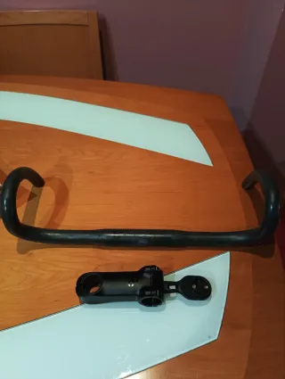 Manillar de carbono marca oc 180g menos de un año