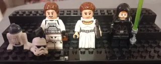 Figuras Lego Star Wars: Han, Luke, Leia, R2D2