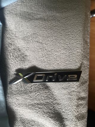 Chapa bmw “X Drive” original