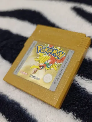 Tetris y Pokémon Oro Game Boy
