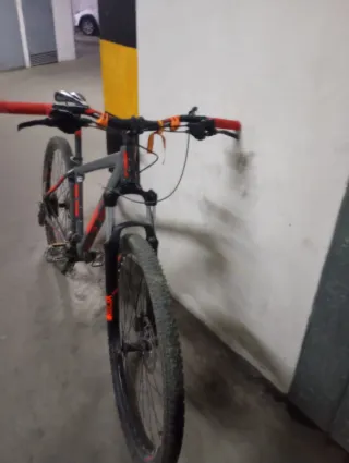 Bicicleta Montaña Doble Plato Gris/Roja bh