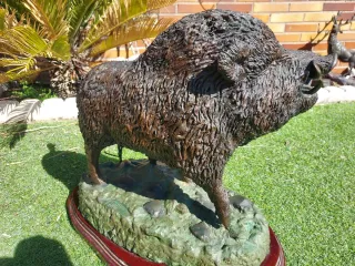 Gran Figura Bronce Jabali bronce firmafo Poblete