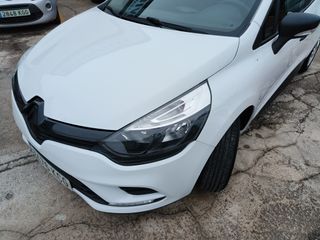 Renault Clio LIMITED - Etiqueta C
