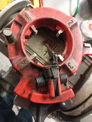 Máquina Roscadora RIDGID 1233