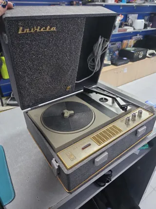 Giradischi vintage Invicta