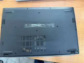 Portátil Acer Plata y Negro