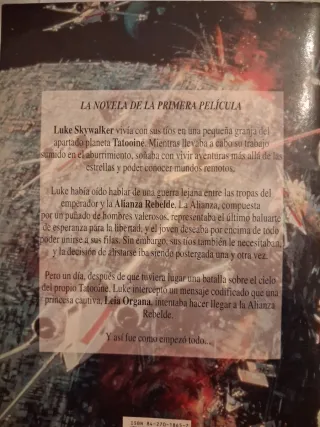Novela Star Wars 1977 de George Lucas