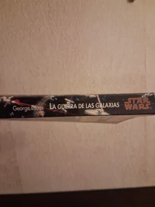 Novela Star Wars 1977 de George Lucas