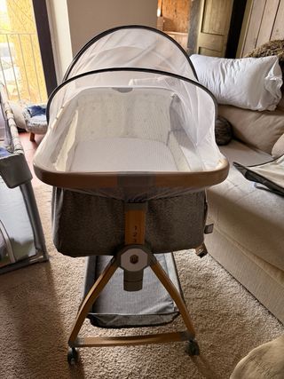 Minicuna colecho gris y efecto madera nueva