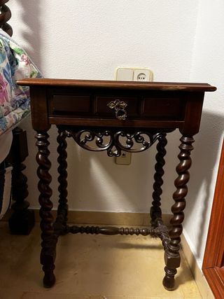 Habitación barroco antiguo anticuario. Portugal