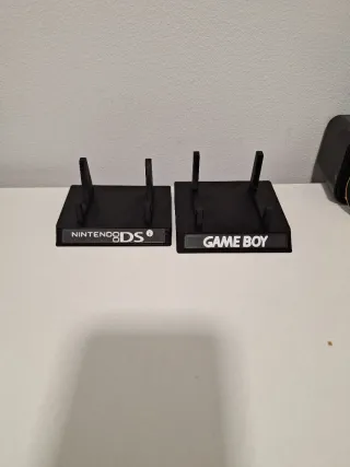 Soportes para Nintendo DS y Game Boy