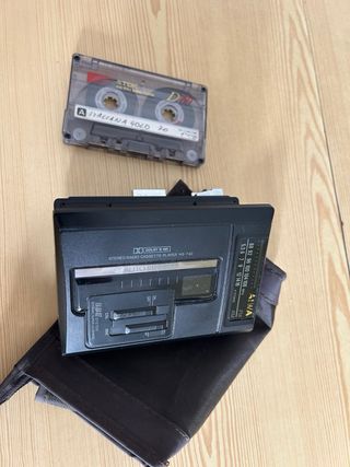Walkman Aiwa HS-T40 Radio Cassette Player