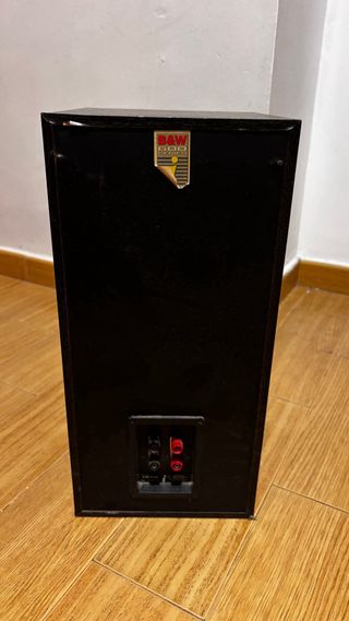 Altavoces Bowers & Wilkins 610 Negro