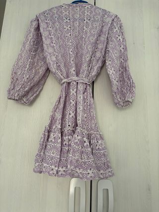 Vestido Maje troquelado morado y blanco
