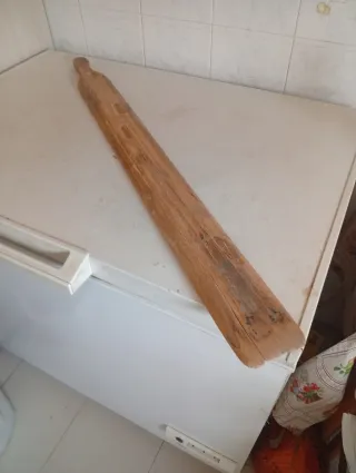 Pala de panadero antigua de madera