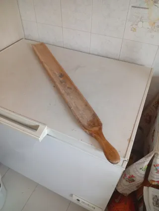 Pala de panadero antigua de madera