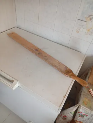 Pala de panadero antigua de madera