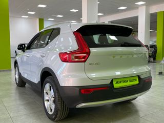 Volvo XC40 Momentum Pro T2 1.5 129CV Auto. EL TOP!