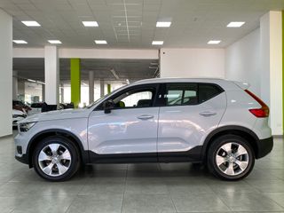 Volvo XC40 Momentum Pro T2 1.5 129CV Auto. EL TOP!