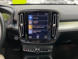 Volvo XC40 Momentum Pro T2 1.5 129CV Auto. EL TOP!