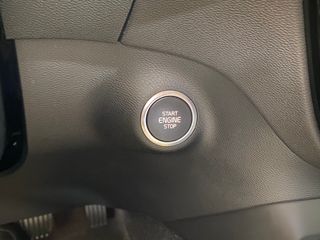 Volvo XC40 Momentum Pro T2 1.5 129CV Auto. EL TOP!