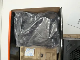 Alimentatore Gigabyte UD1000GM PG5 V2 1000W