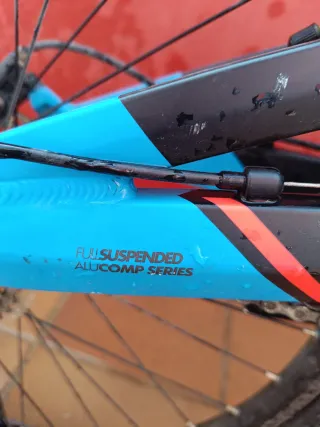 Bicicleta RockRider 560s