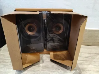 Altavoces Logitech Z533 2.1 (120W)