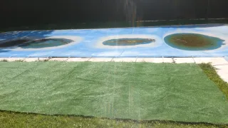 Césped artificial verde