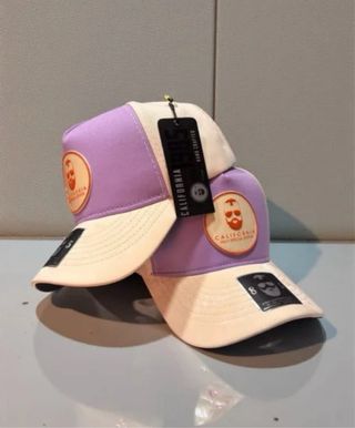 Gorra Negra con Diseño de Ángel y Alas 30 cada una