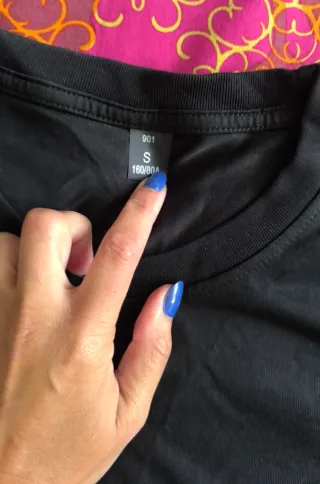 Camiseta Negra Minnie