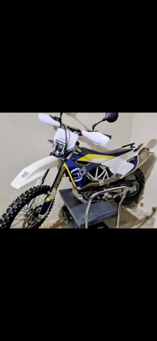 Husqvarna 701 Enduro cambio por trail, ktm gasgas