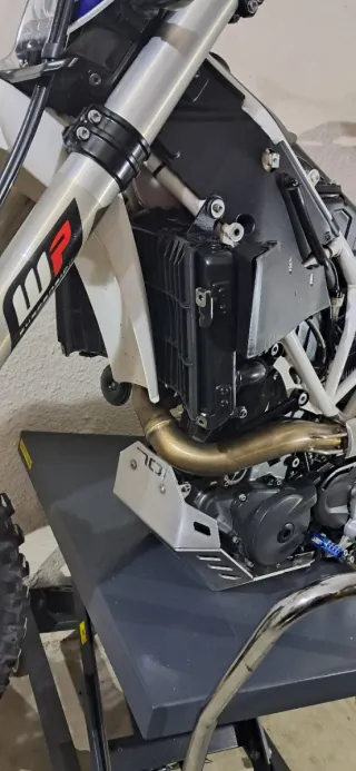 Husqvarna 701 Enduro cambio por trail, ktm gasgas