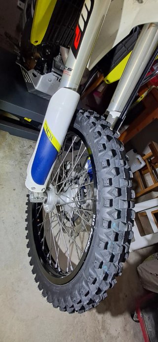 Husqvarna 701 Enduro, posible cambio.