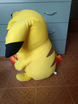 Peluche Pikachu XL