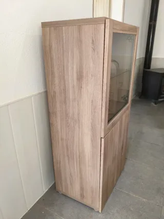 Vitrina madera y cristal, como nueva!