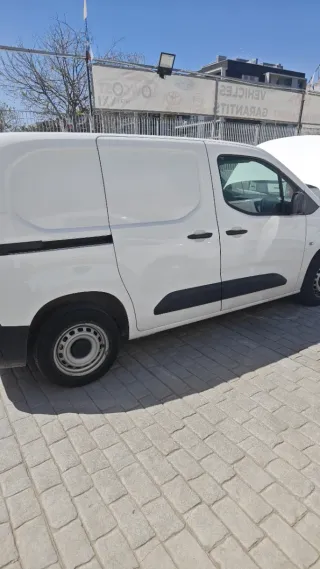 Peugeot Partner 2021