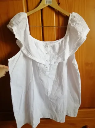 Traje Típico XL Rojo y Blanco