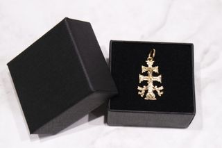 CRUZ DE CARAVACA, ORO 18K/2.7g