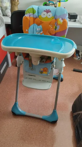 Trona infantil con divertido estampado