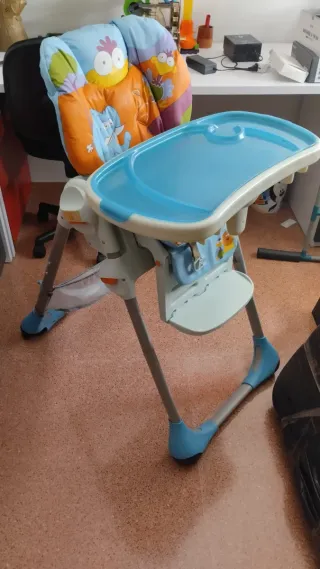 Trona infantil con divertido estampado