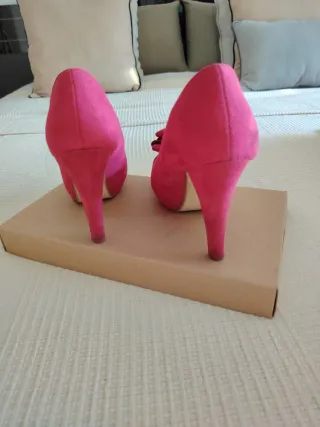 Zapatos tacón fuxia Maripaz talla 38