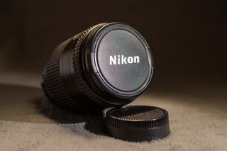 Objetivo Nikkor 28-105mm f/3.5-4.5 D