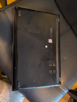 Asus VivoBook X512FA i5 8265U Plata