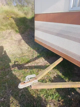 Bongalow de 20 metros cuadrados. Con enganche.