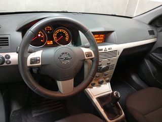 Opel Astra 2008