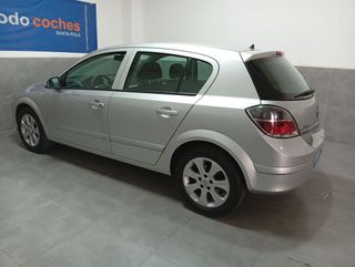 Opel Astra 2008