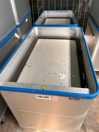Carro de aluminio con base de suspensión – Gmöhlin
