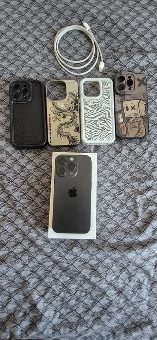 iPhone 15 Pro Negro (Titanio)